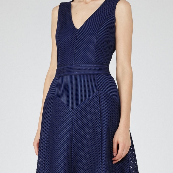 REISS Textured Dress SZ 4 - Picture 2 of 8